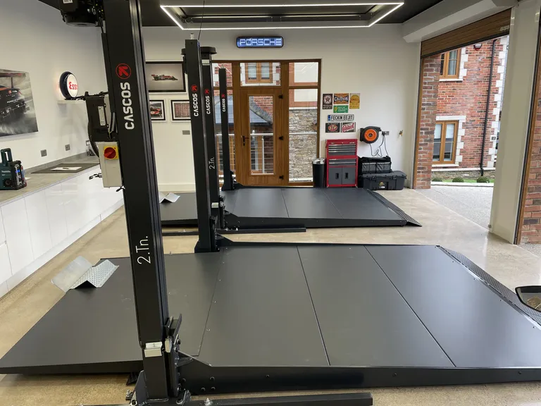 Strongman Lifts - Tongland high quality design materials